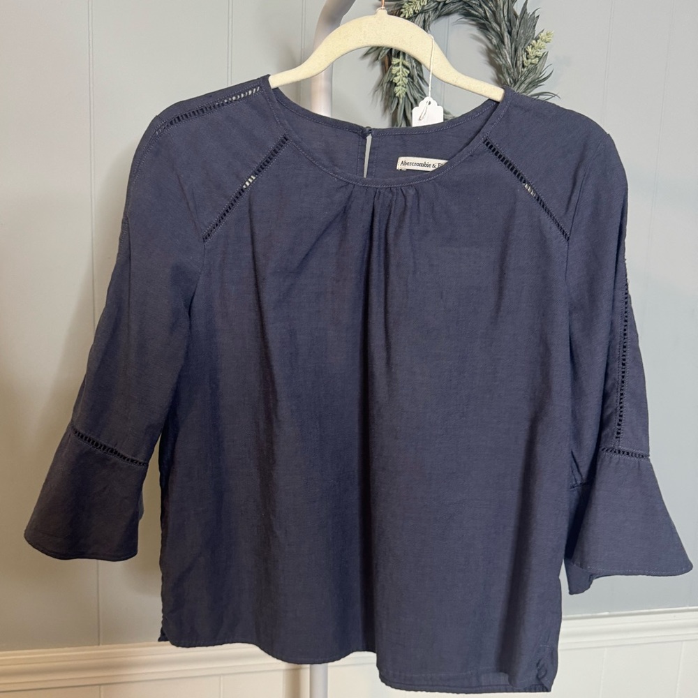 Abercrombie & Fitch Navy Blue Women's Top Small